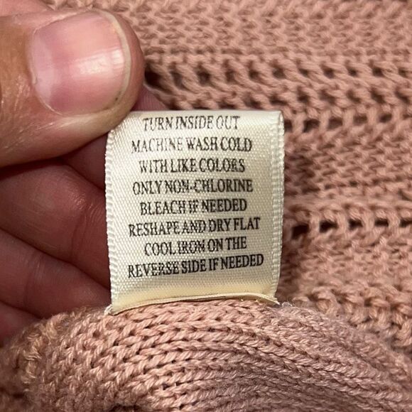 No Comment Blush Pink Open Knit‎ Sweater - Size Medium - Picture 8 of 8